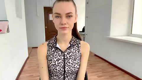 Rachel online show from October 22, 8:14 am