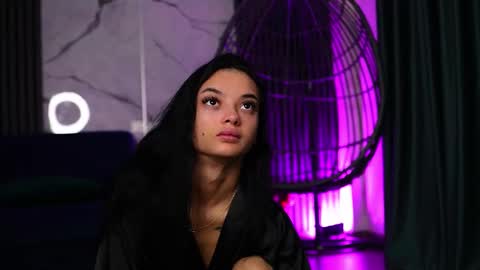 Ann online show from November 10, 5:17 am