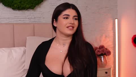 RachelSwaan online show from December 2, 11:01 am