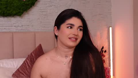 RachelSwaan online show from January 30, 9:04 am