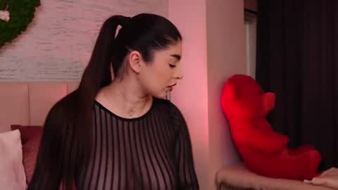 RachelSwaan online show from February 25, 9:42 am