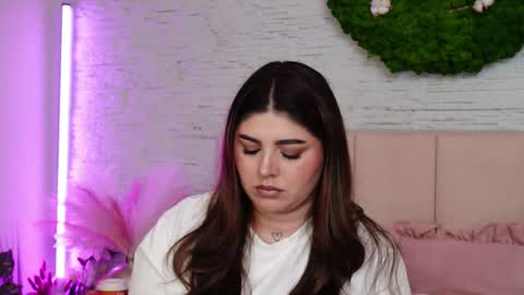 Snapshot of rachelswaan chatting on April 21, 6:52 am RachelSwaan online show from April 21, 6:52 am
