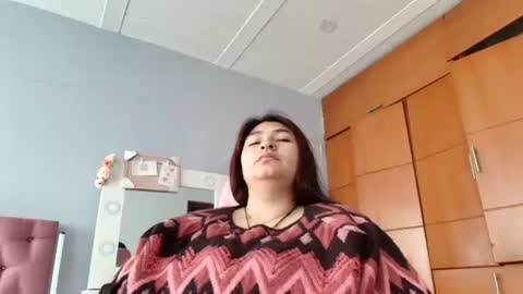 radiantgoddes online show from December 26, 1:10 pm