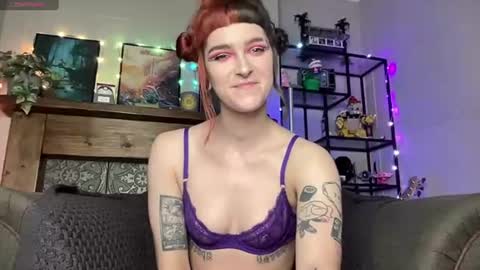 Rae online show from June 11, 6:06 pm