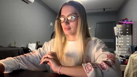 Mila online show from February 15, 3:42 pm