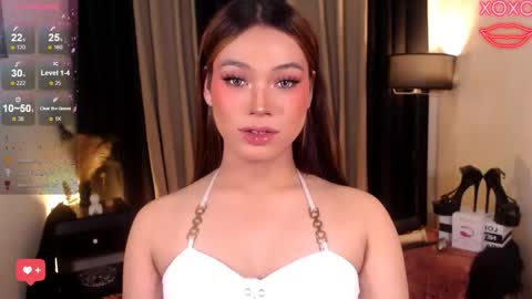 raeganclinton online show from March 14, 1:44 am