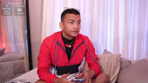 rafa_cruz online show from April 22, 12:18 pm