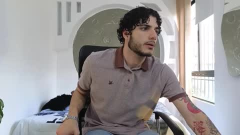 Snapshot of rafael_mendez chatting on November 1, 7:27 pm R A F A E L online show from November 1, 7:27 pm