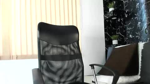 Snapshot of rafael_mendez chatting on November 22, 8:19 pm R A F A E L online show from November 22, 8:19 pm