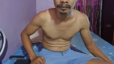 Snapshot of raffyhardcock4u chatting on June 17, 9:01 am Raffyhardcock4u online show from June 17, 9:01 am