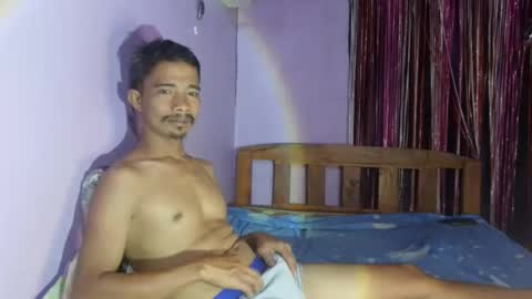Snapshot of raffyhardcock4u chatting on June 19, 3:27 pm Raffyhardcock4u online show from June 19, 3:27 pm