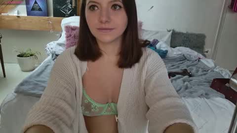 rag_dolll online show from February 5, 8:52 am