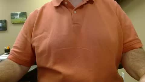 Snapshot of ragin_hardon001 chatting on December 31, 4:04 pm Ray online show from December 31, 4:04 pm