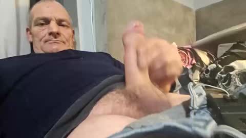 Bigthickdickinvic online show from May 11, 7:33 pm