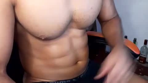 Snapshot of ragnar586 chatting on February 21, 7:32 pm Ragnar69 online show from February 21, 7:32 pm