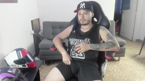 ragnar_lothbrok77 online show from September 10, 4:07 pm