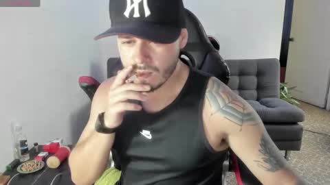 ragnar_lothbrok77 online show from October 9, 9:13 pm