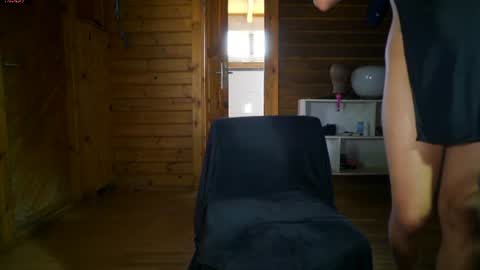 Snapshot of raichell_magicts chatting on July 7, 11:14 am 60 off online show from July 7, 11:14 am