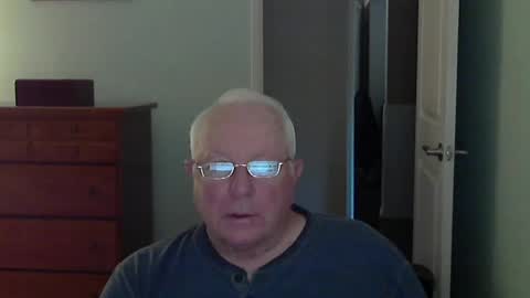 Snapshot of raiderman215 chatting on June 19, 10:24 pm raiderman215 online show from June 19, 10:24 pm