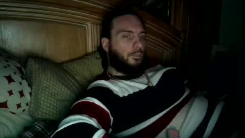 Snapshot of raidersman757 chatting on February 9, 9:17 pm hitman online show from February 9, 9:17 pm