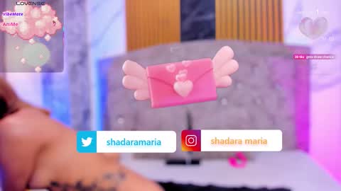 Snapshot of railey_rosse_ chatting on November 11, 8:20 pm Welcome to my room online show from November 11, 8:20 pm