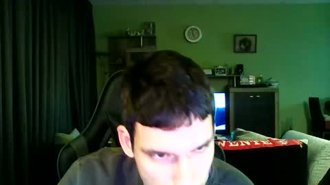 Snapshot of raimondo32 chatting on January 9, 3:55 pm Raimondo te Paste online show from January 9, 3:55 pm