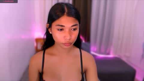 raindrizzle1706 online show from February 26, 4:44 am