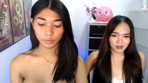 raindrizzle1706 online show from March 15, 11:05 am