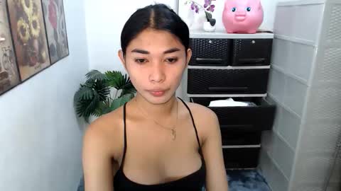 raindrizzle1706 online show from March 29, 1:44 pm