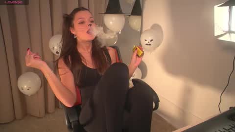 rainevi online show from October 23, 7:12 pm