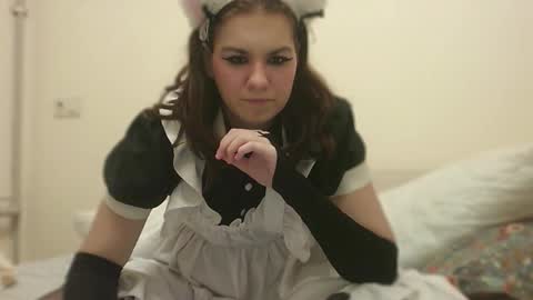 rainyvibe_ online show from September 29, 7:51 pm