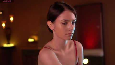 Snapshot of raisadoll chatting on February 24, 11:43 am Raisa online show from February 24, 11:43 am