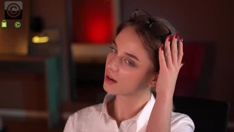 Snapshot of raisadoll chatting on November 22, 6:40 pm Raisa online show from November 22, 6:40 pm