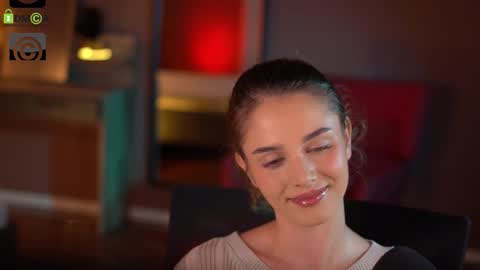 Snapshot of raisadoll chatting on November 24, 6:40 pm Raisa online show from November 24, 6:40 pm