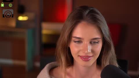 Snapshot of raisadoll chatting on December 3, 7:23 pm Raisa online show from December 3, 7:23 pm