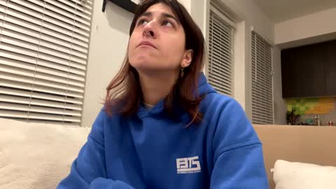 Ray Ray online show from December 20, 4:53 am