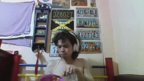 Ken online show from December 10, 8:51 am