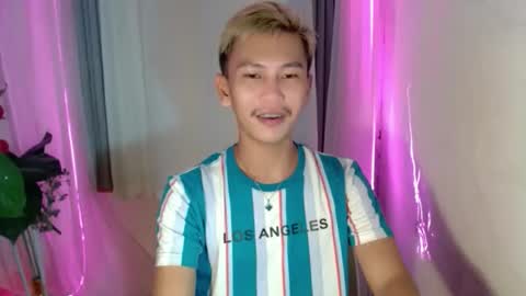 ralfhuge24 online show from April 24, 1:08 am