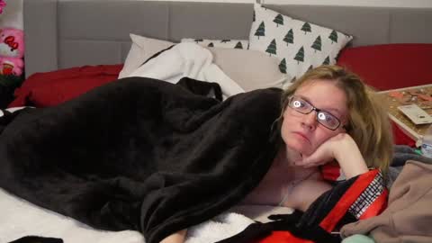 Snapshot of ramichick chatting on January 7, 10:32 am Rami online show from January 7, 10:32 am