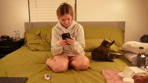 Snapshot of ramichick chatting on February 16, 1:36 am Rami online show from February 16, 1:36 am