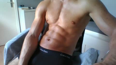 ramonjoosse2001 online show from July 27, 12:12 pm