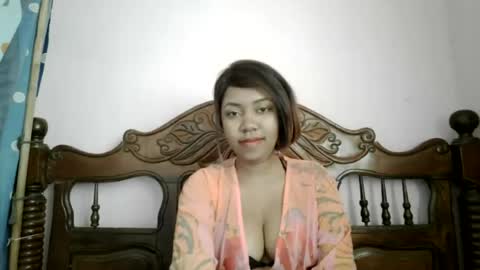 Snapshot of ranah23 chatting on July 18, 8:18 am ranah23 online show from July 18, 8:18 am