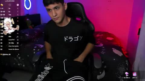 Snapshot of randallstone chatting on October 3, 2:30 am A independent Model online show from October 3, 2:30 am