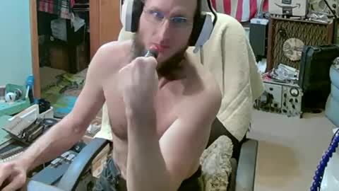 Snapshot of randalltotazz chatting on December 5, 5:37 am Randall online show from December 5, 5:37 am