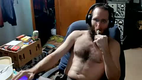 Snapshot of randalltotazz chatting on October 1, 2:17 am Randall online show from October 1, 2:17 am