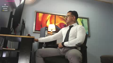 randylukehot online show from March 19, 8:13 pm