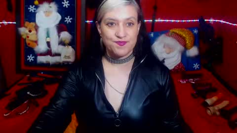 Sonia online show from December 5, 2:09 am