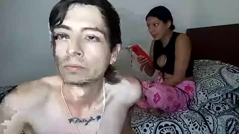 Snapshot of rangel_sex chatting on December 23, 6:27 pm Rangel and Lola online show from December 23, 6:27 pm