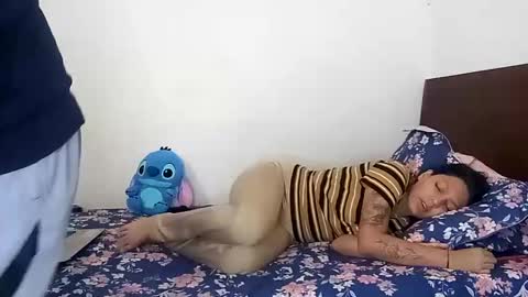 Snapshot of rangel_sex chatting on February 27, 8:31 pm Rangel and Lola online show from February 27, 8:31 pm