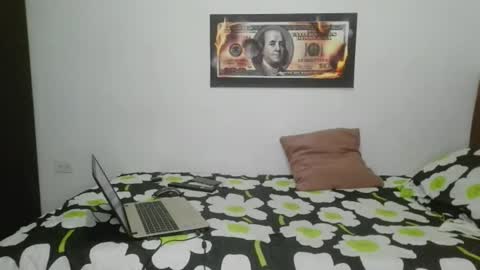 Rangel and Lola online show from February 17, 3:47 am